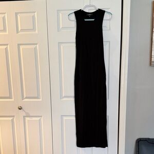 Black Sleeveless Maxi Dress